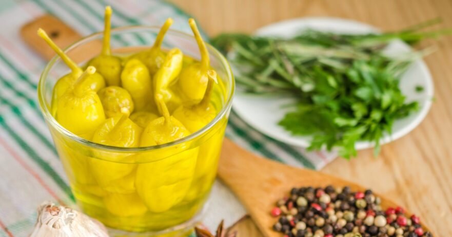 Pepperoncini Pepper - All about Heat, Flavor, Uses, Substitutes 1